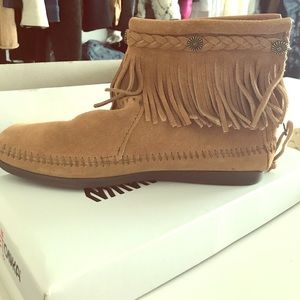 Minnetonka fringed booties