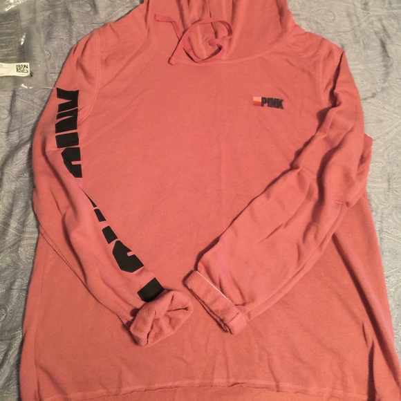 VS Pink lightweight hoodie SzM very good condition - Picture 2 of 2