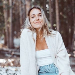 Meet your Posher, Melanie