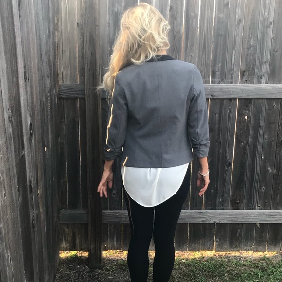 Women's Size Small Grey and Black Blazer - Picture 4 of 7