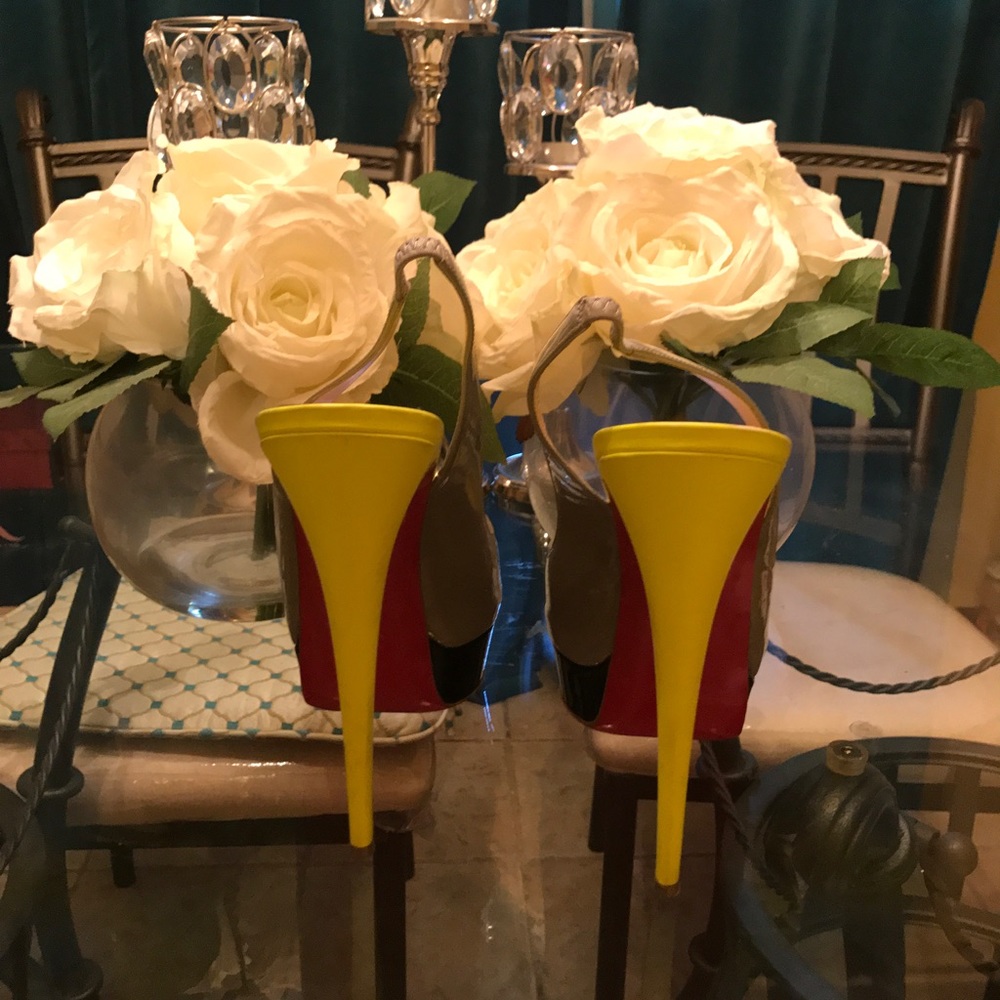 Authentic Christian Louboutin Lady Peep