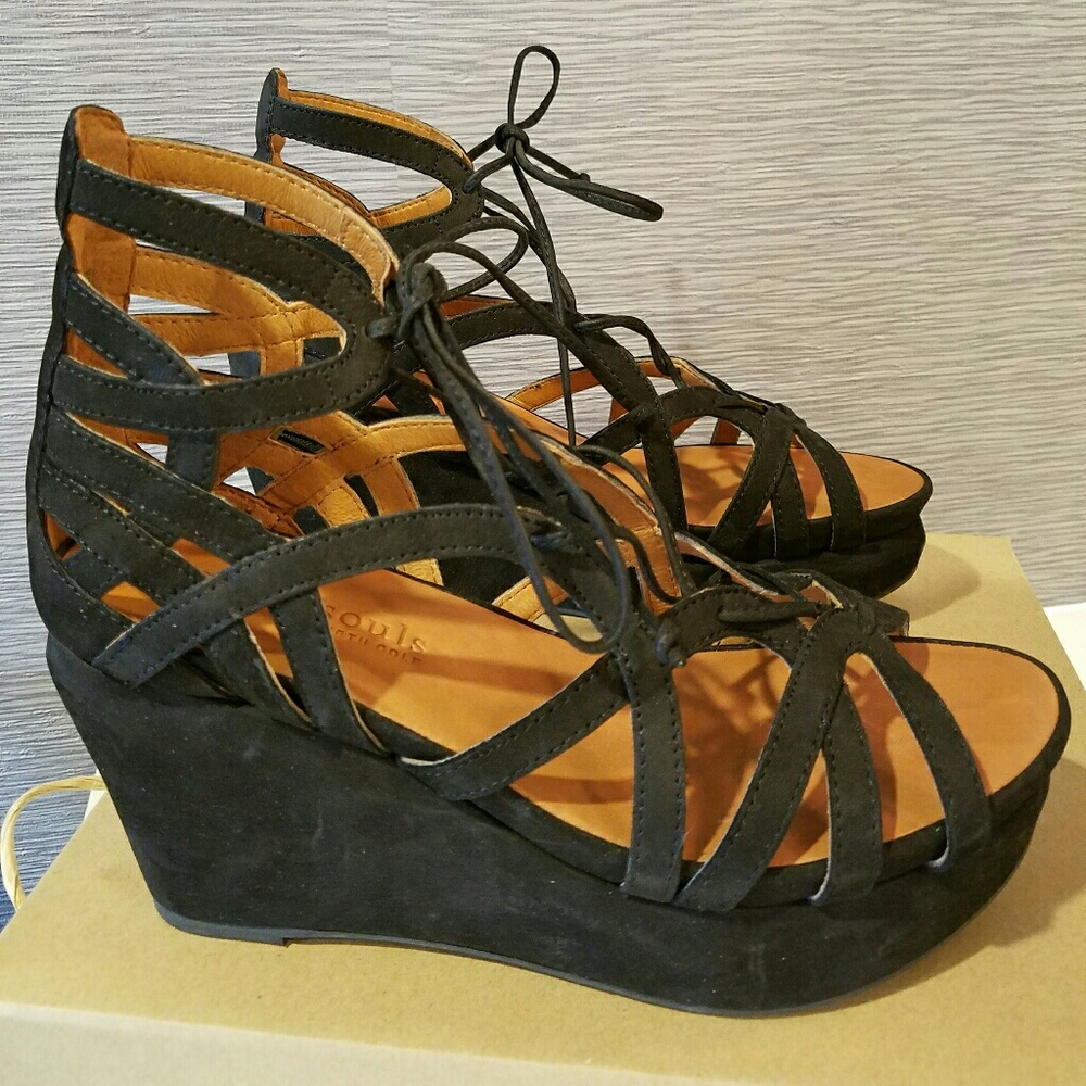 Gentle Sole by Kenneth Cole Joy Black Sandals 8
