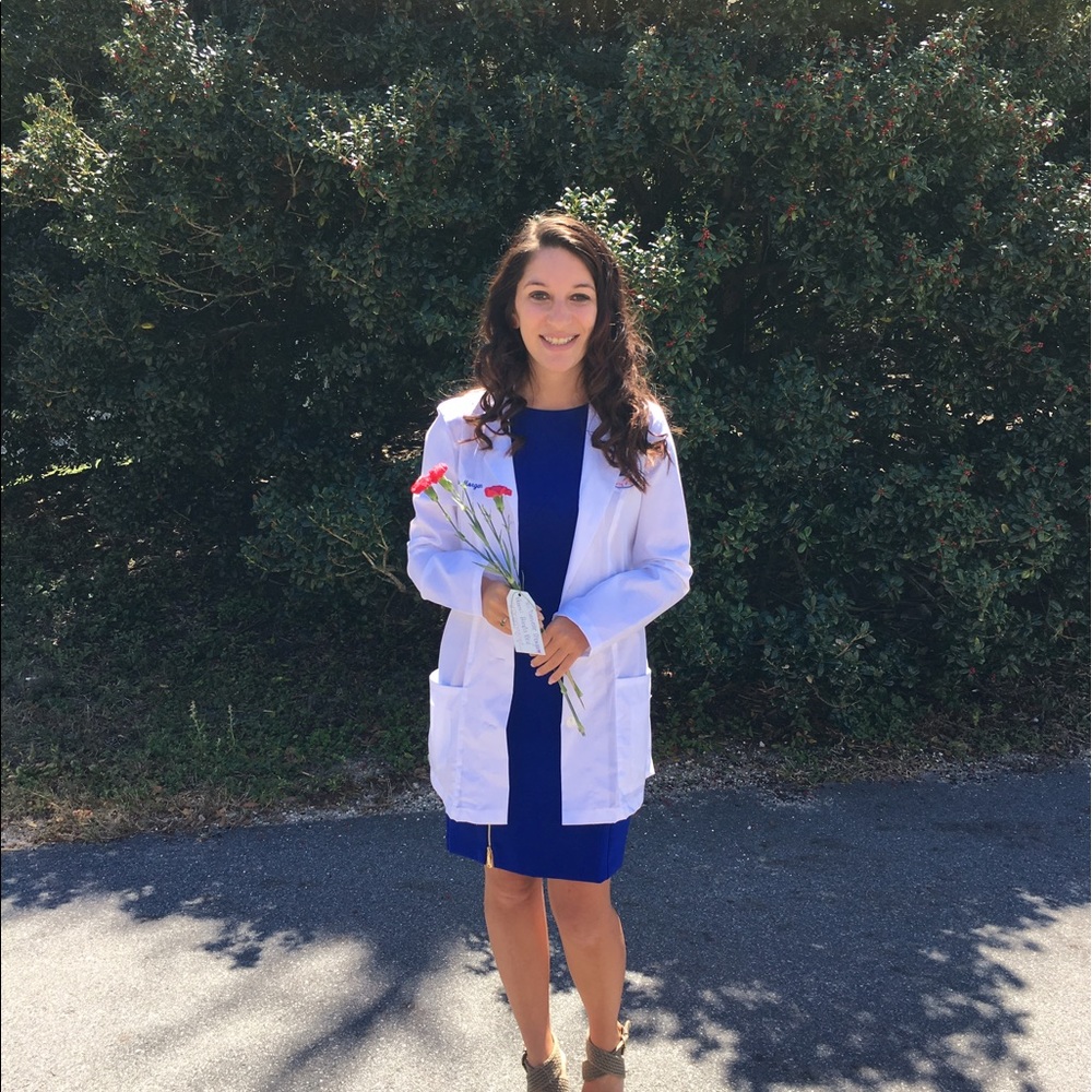 Meet your Posher, Danielle