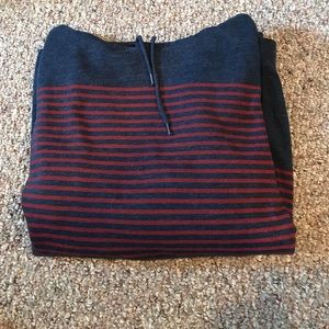 O'Neill Mens hooded sweatshirt size XL