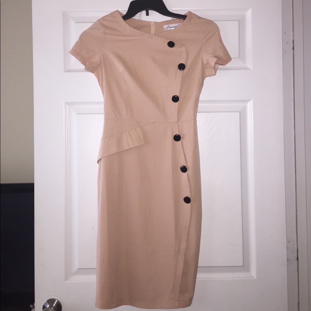 Retro pinky-nude midi dress