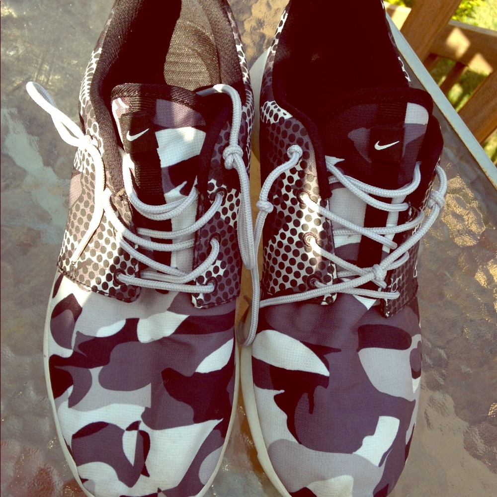 πHPπ Nike Womens Size 11 Kicks π - Picture 3 of 6