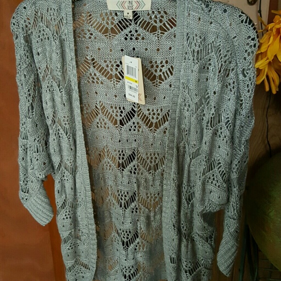 Pink rose cardigan - Picture 3 of 4