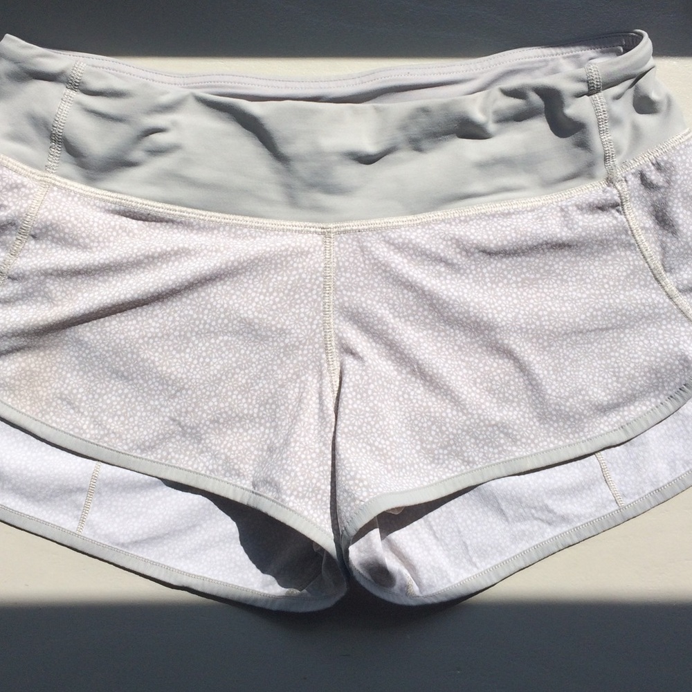 Lululemon speed shorts. Lightly worn. Sz 6