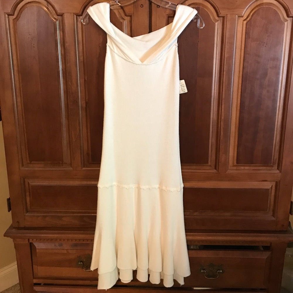 Lilimere  white knit dress