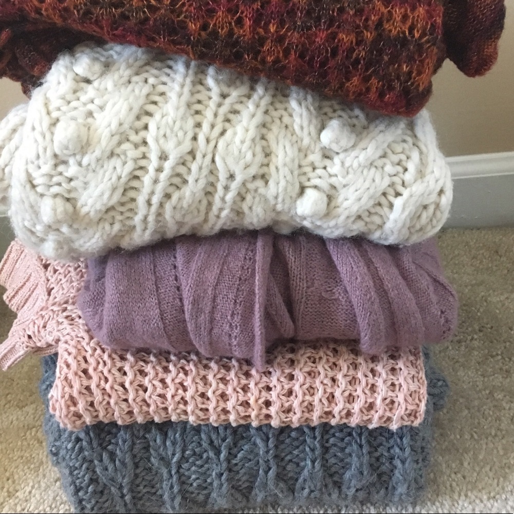 SALE💥 sweater bundle size small