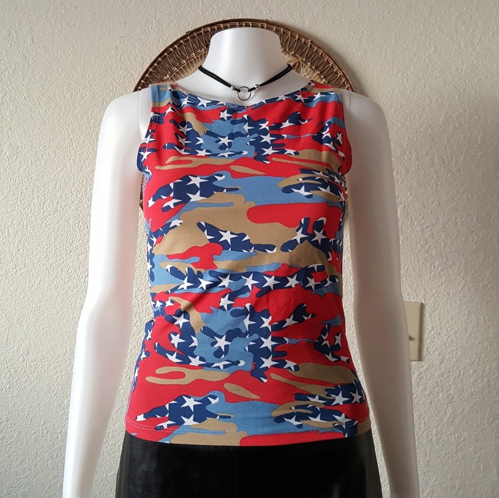 Camouflage star print tank top
