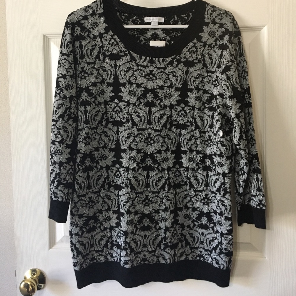 New York & company sweater shirt