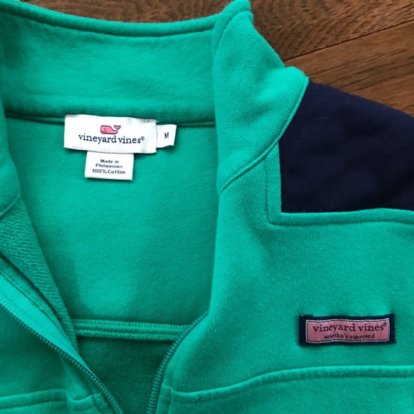 Green & blue vineyard vines shep shirt - Picture 2 of 3
