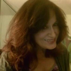 Meet your Posher, Beatriz