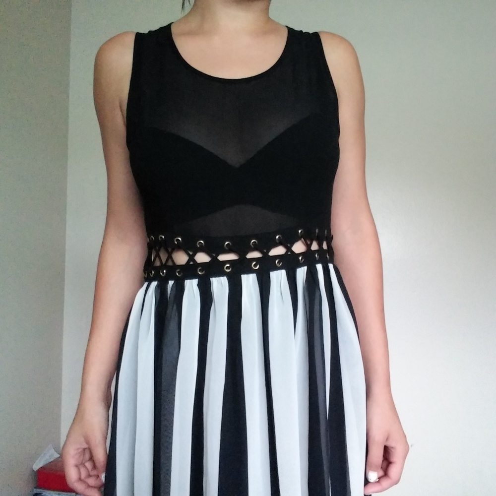 ⭐SOLD⭐Empire waist cut out striped maxi dress