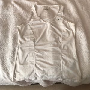 Nike girls tennis tank