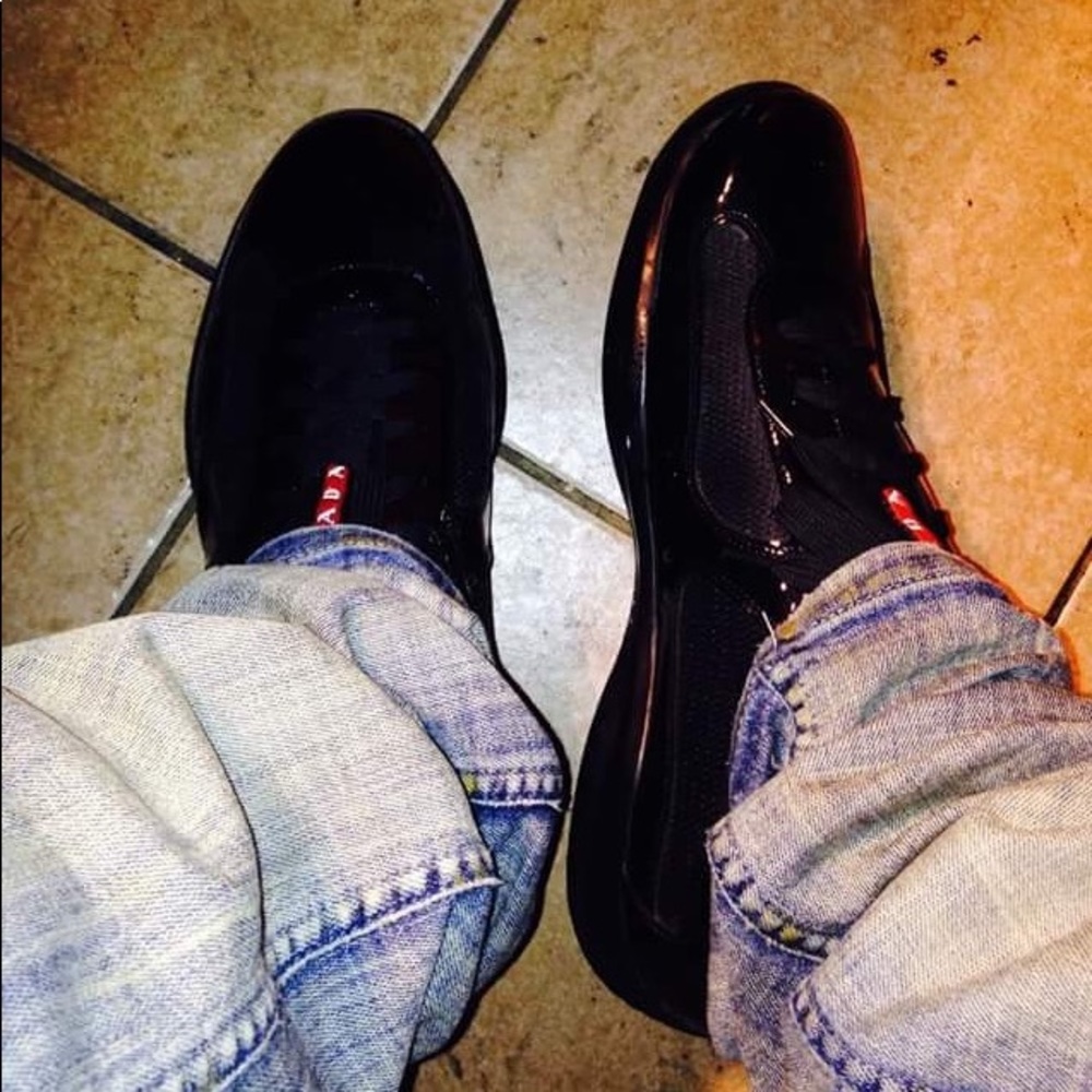 Prada low top gym shoe only wore 1 time