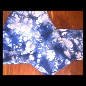 Blue/white shibori lululemon full length