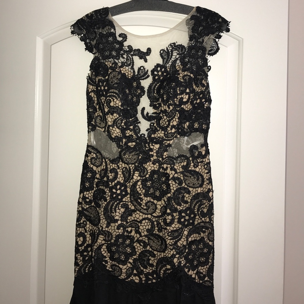 GORGEOUS!!!!!!!! {Mag Duggal} Dress