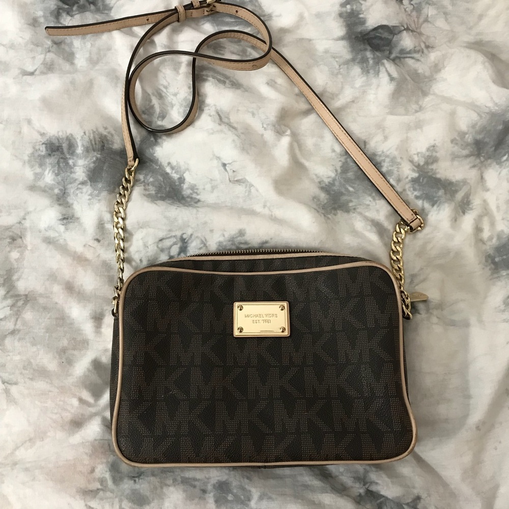 michael kors crossbody
