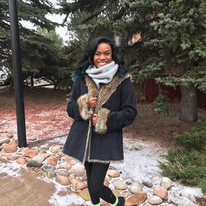 Meet your Posher, Tamaria