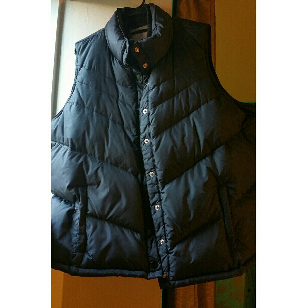 Bundle Two Items & Save 25%💅Navy Frost Free Vest - Picture 1 of 5