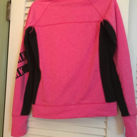 Victoria Secret Pink pullover - Picture 2 of 3