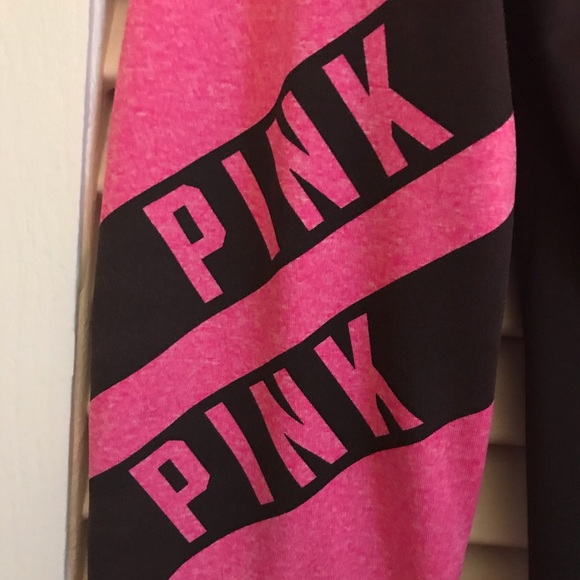 Victoria Secret Pink pullover - Picture 3 of 3