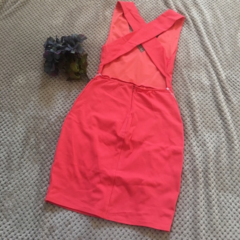 Lulu's Open Back Coral Bodycon