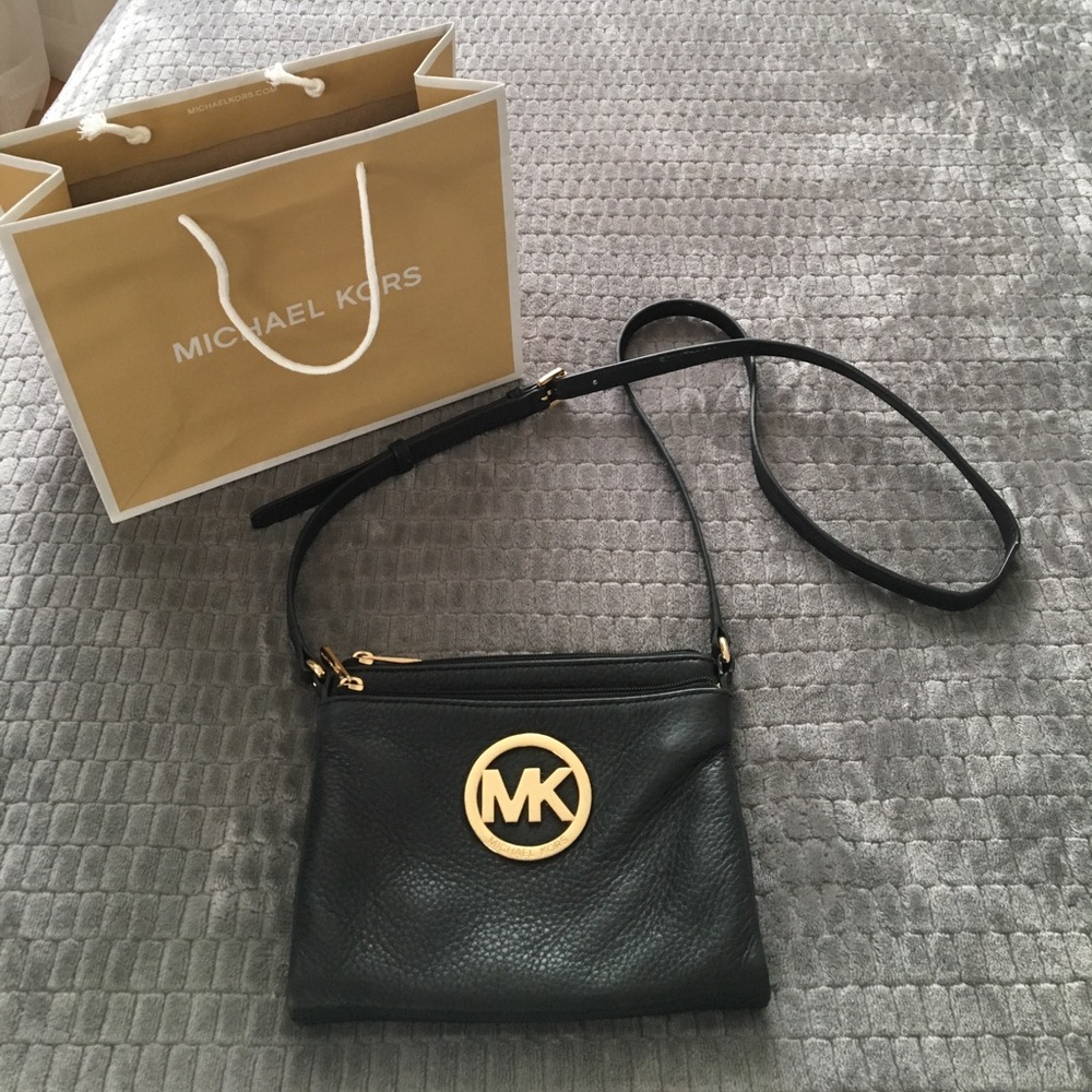 Black Michael Kors Crossbody