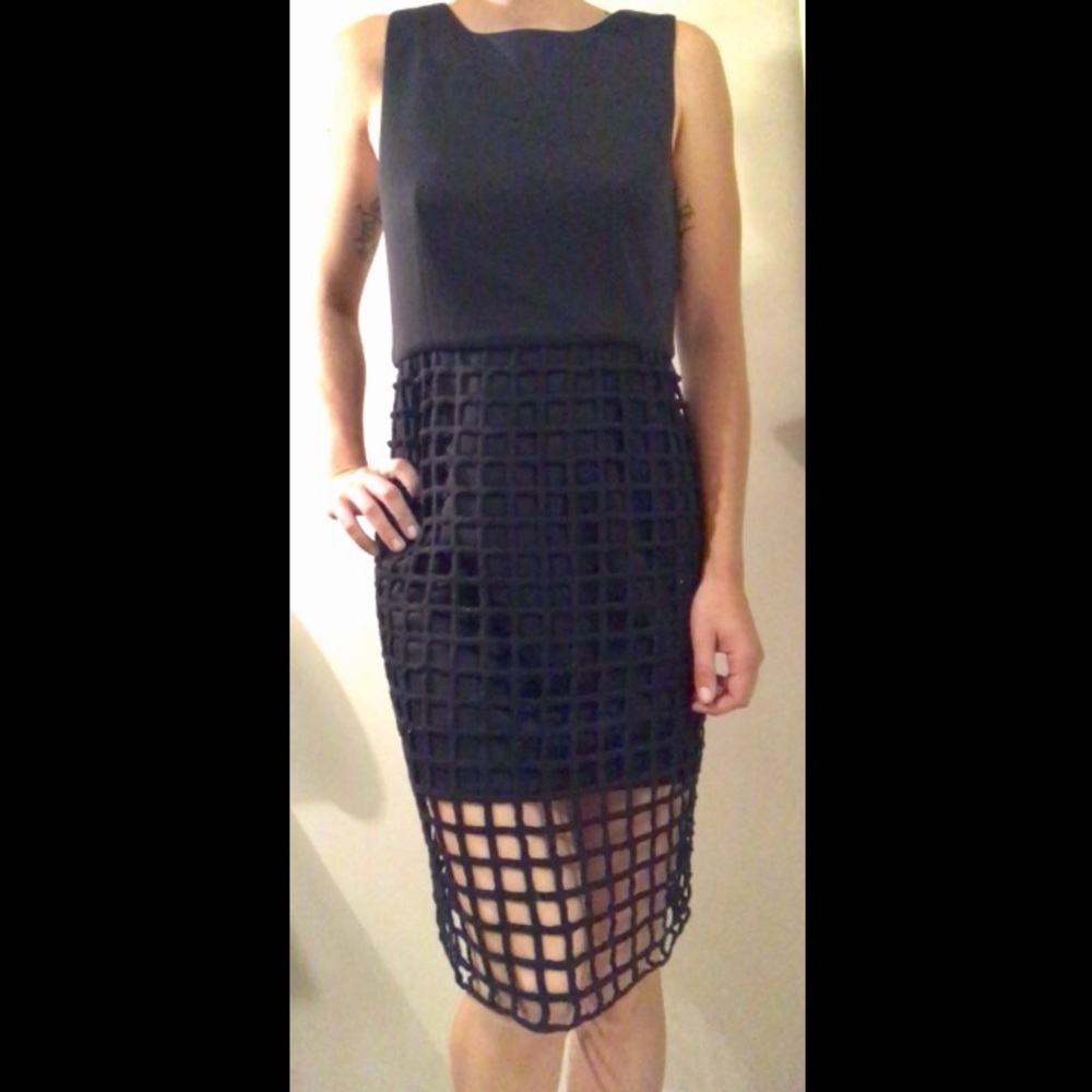 Dress - Picture 2 of 3