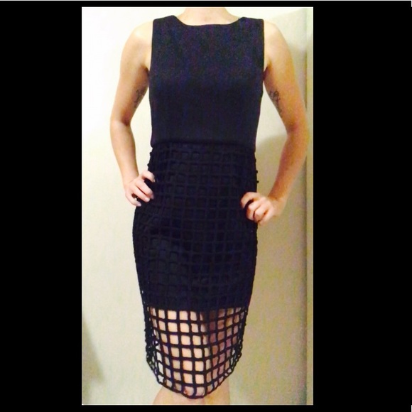 Dress - Picture 1 of 3