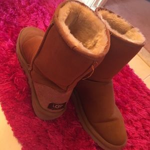 Tan UGGs
