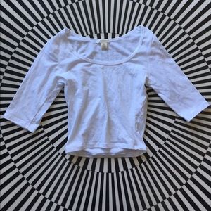 White 1/4 Length Sleeve Crop Top