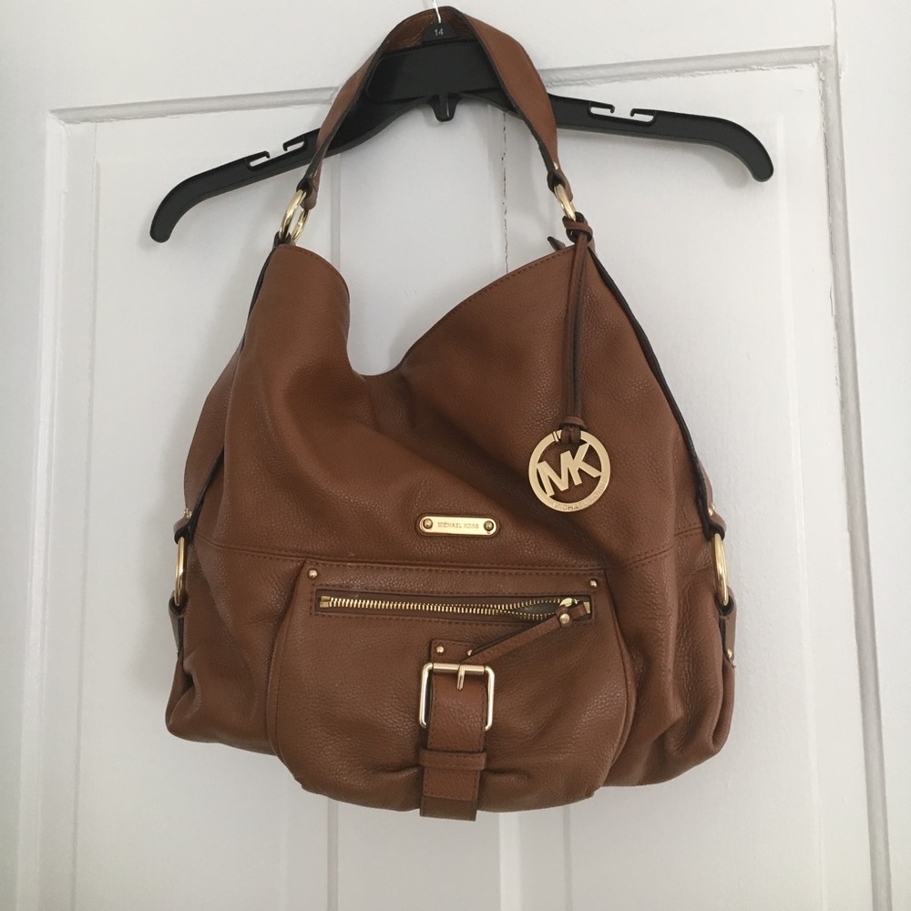 Michael Kors bag, barely used.
