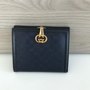 Gucci Vintage Wallet 🗝 Gucci Vintage Wallet 🗝