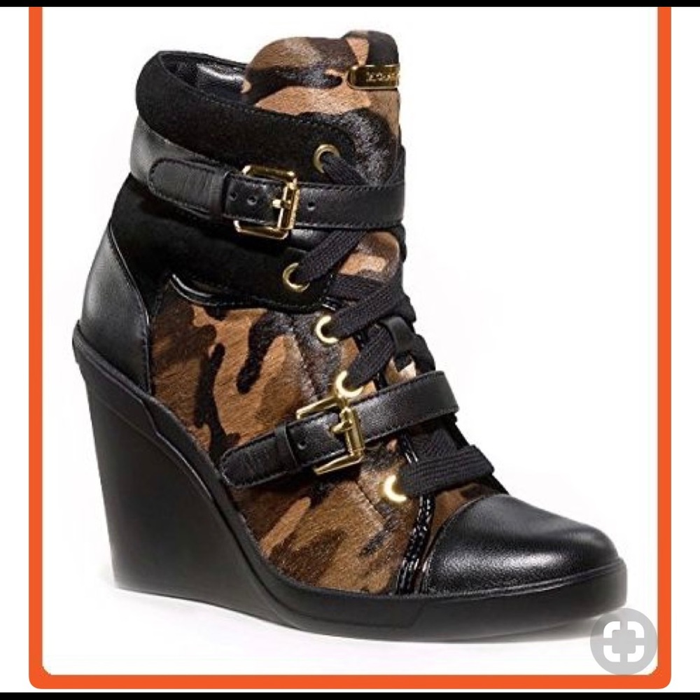 Michael kors sneaker wedges size 7 camo and black