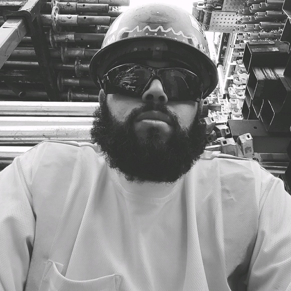 Meet your Posher, Brandon - Picture 1 of 1