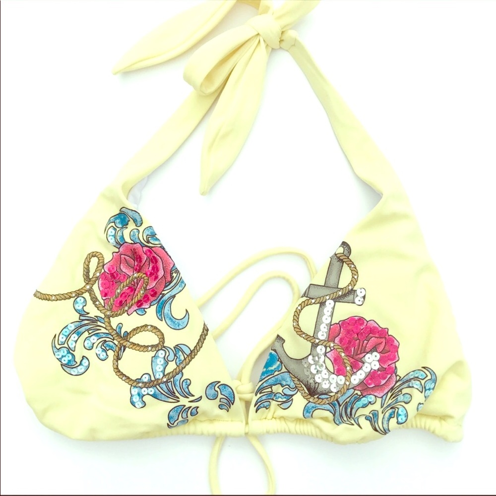 Victoria Secrets Bikini Top