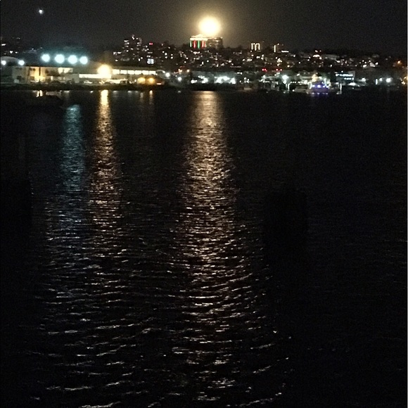 Meet your Posher, Erik - Picture 1 of 1