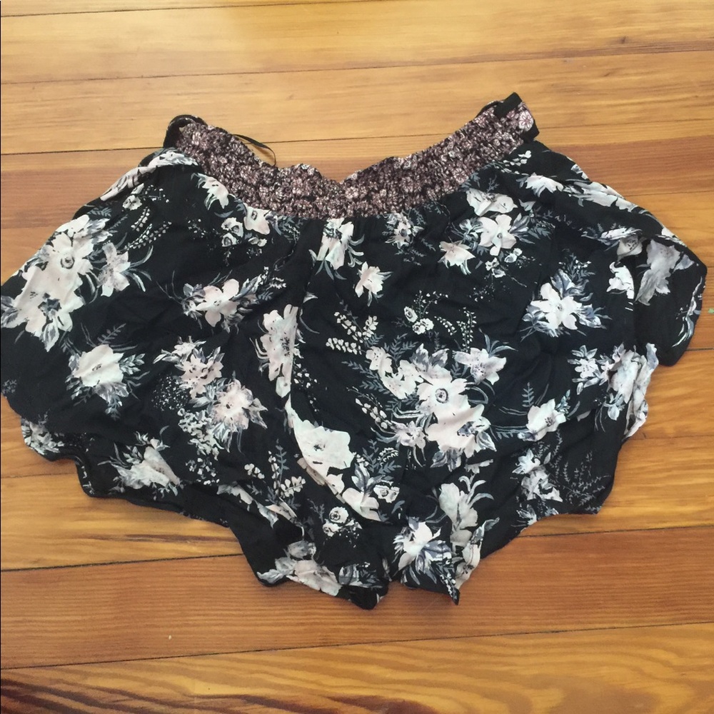 Shorts!! - Picture 2 of 2