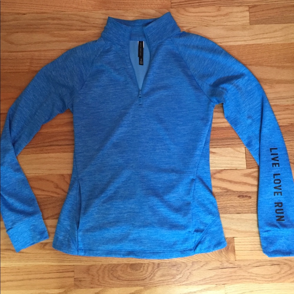 Fitness quarter zip