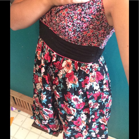 Flower Dress - Picture 2 of 2