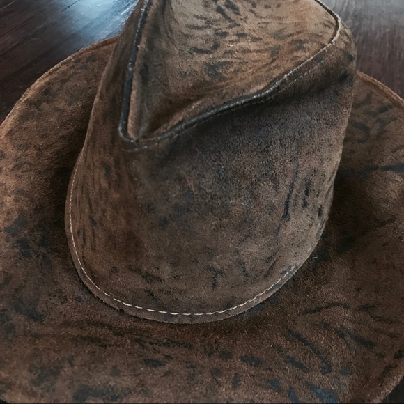 Pinched front western style boho leather hat