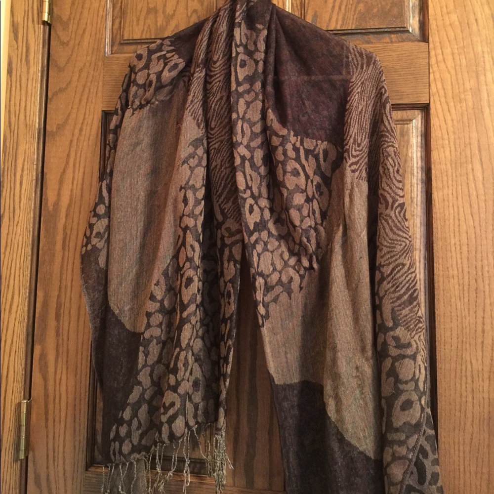 Animal print scarf
