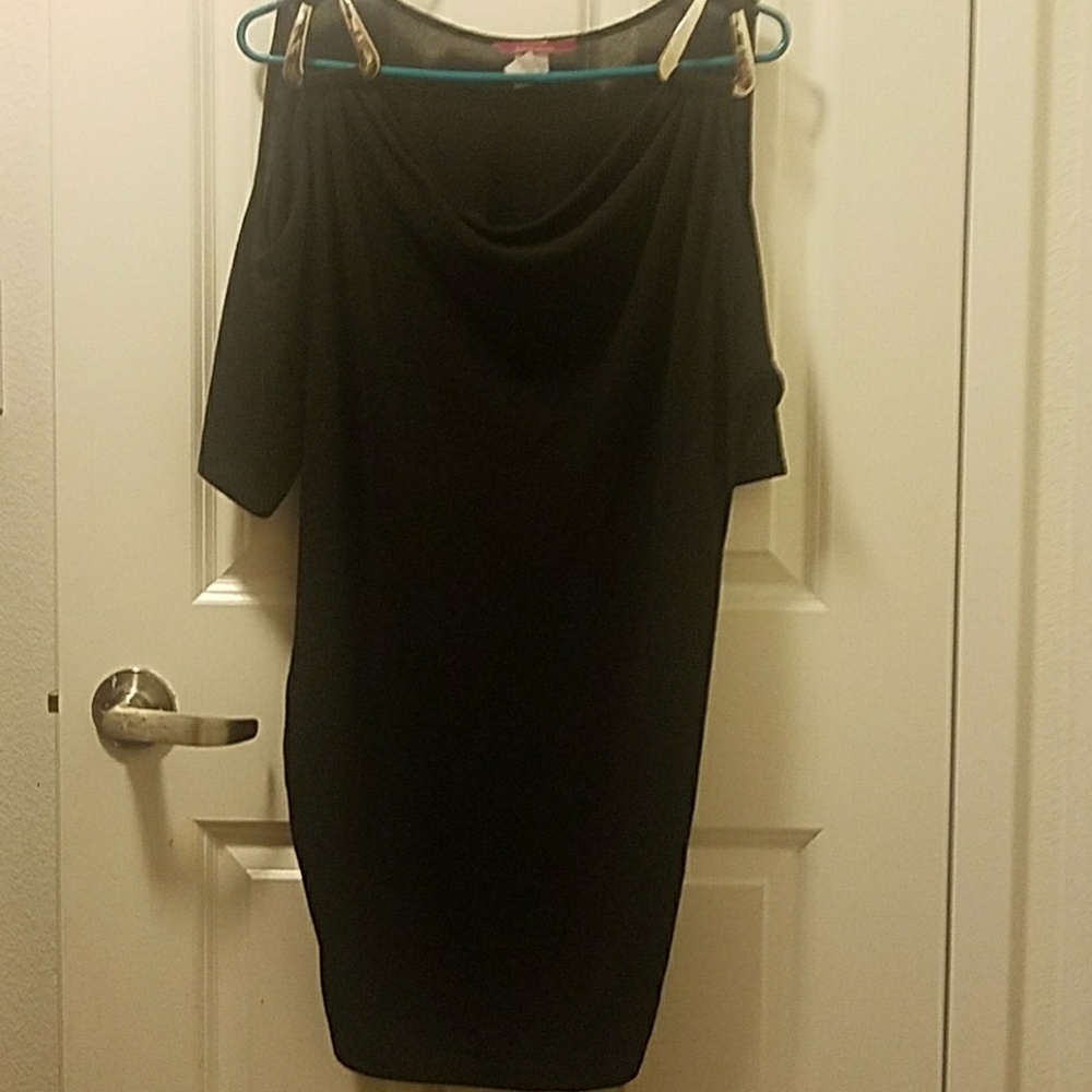 Black cold shoulder tunic/dress