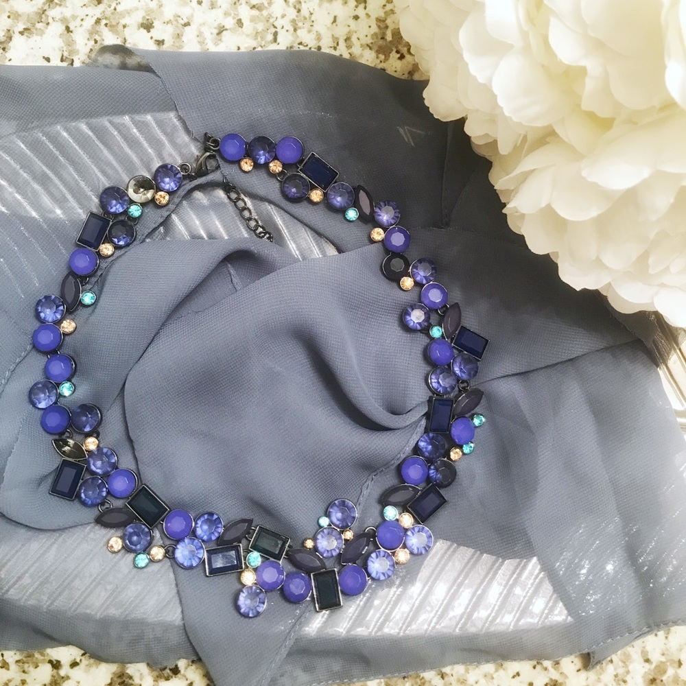 BLUE GEM NECKLACE
