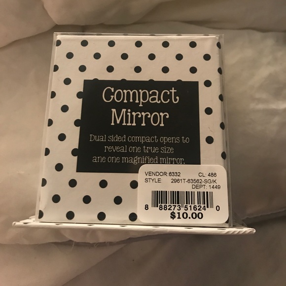 Compact makeup mirror - Picture 2 of 5