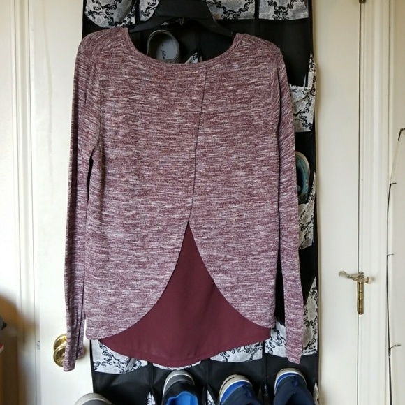 Slit-back sweater - Picture 2 of 2