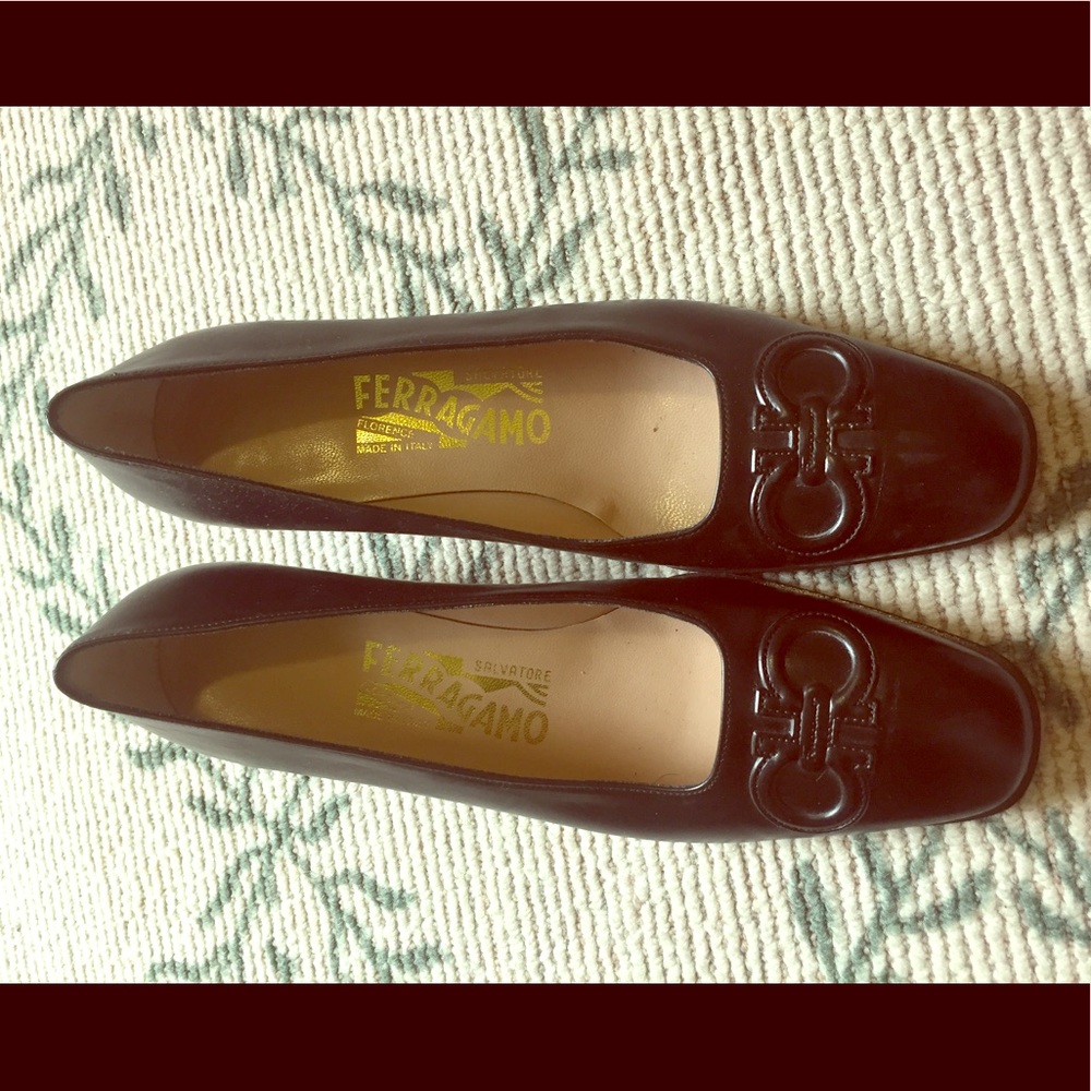Ferragamo shoes! 100% authentic